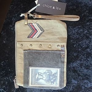 Chloe & Lex Cotton Pouch Wristlet Bag